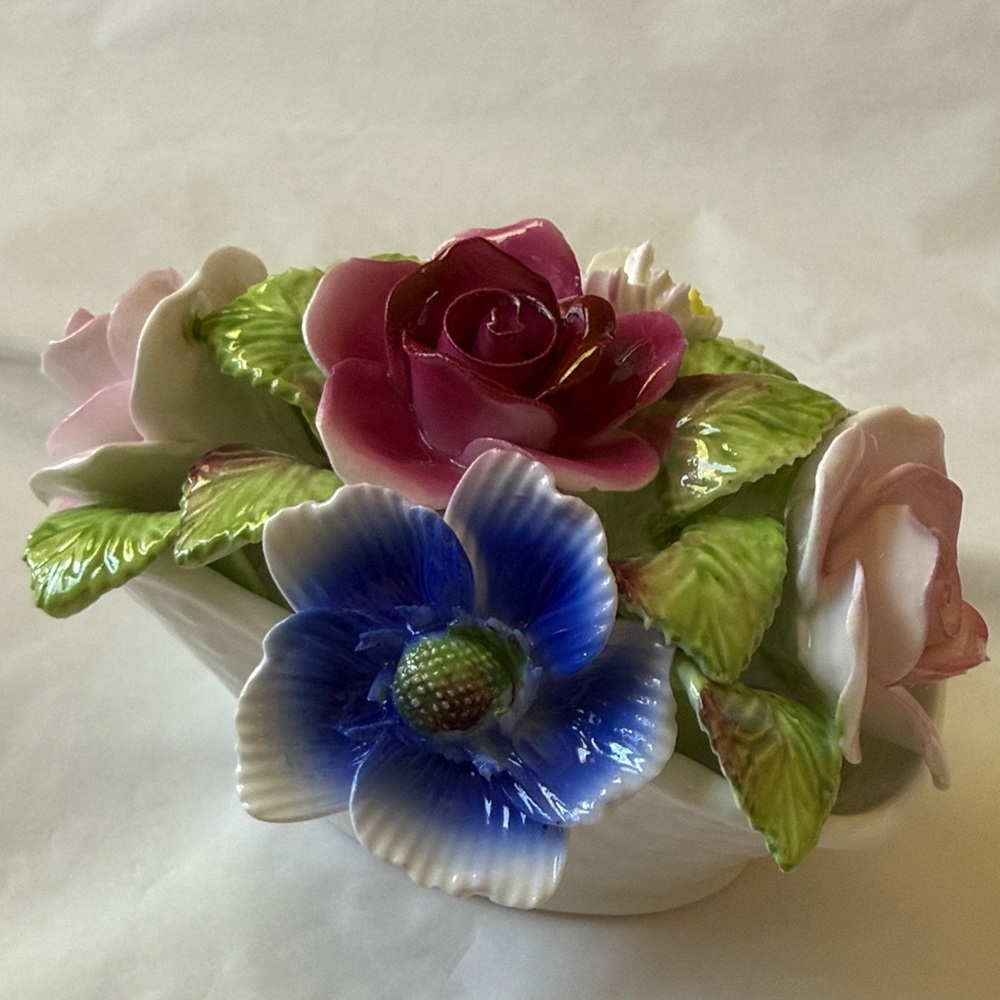 Royal Stratford England fine bone china floral roses basket